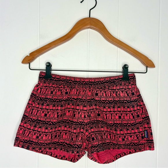 Patagonia W's Barely Baggies Shorts - 2 1/2" Women’s Size XS Points & Feathers - Picture 1 of 5